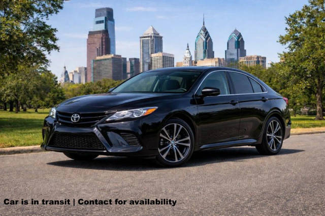 2018 Toyota Camry SE FWD photo