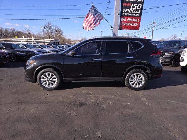 2018 Nissan Rogue SV AWD photo