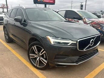 2018 Volvo XC60 Momentum AWD photo