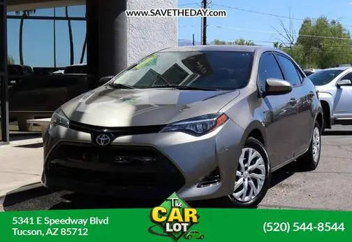 2018 Toyota Corolla LE FWD photo