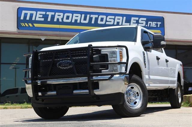 2018 Ford F-250 Super Duty XL 4WD photo