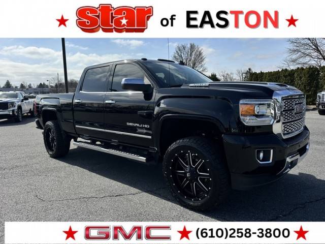 2018 GMC Sierra 3500HD Denali 4WD photo