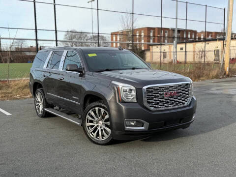 2018 GMC Yukon Denali 4WD photo
