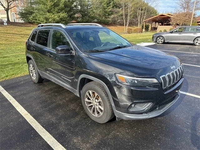 2019 Jeep Cherokee Latitude Plus 4WD photo