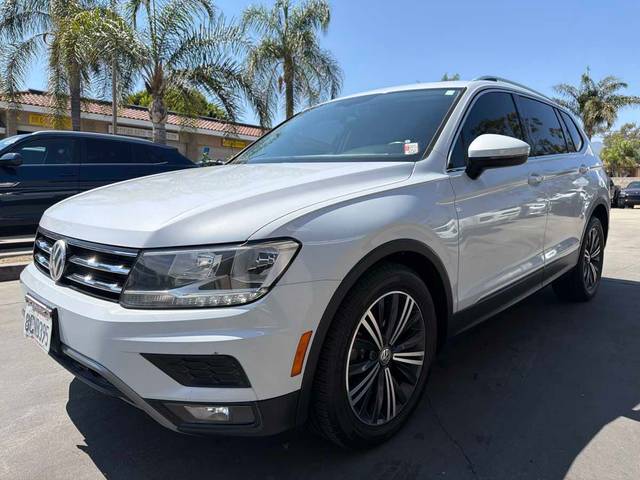 2018 Volkswagen Tiguan SEL FWD photo