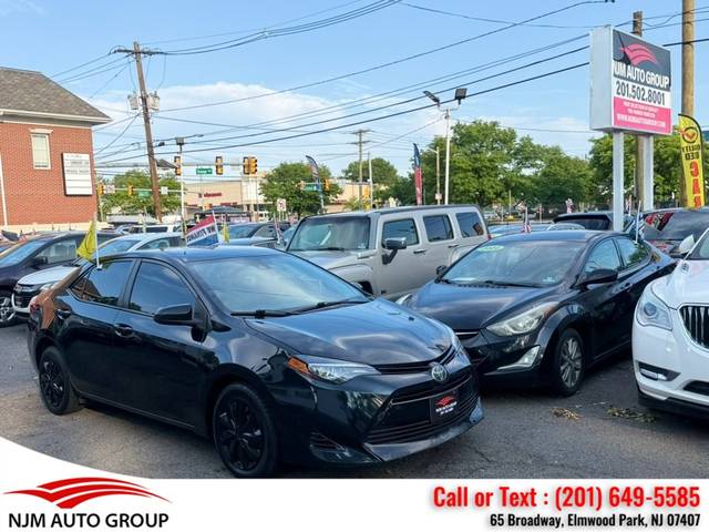 2018 Toyota Corolla LE FWD photo