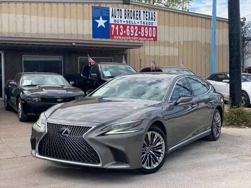 2018 Lexus LS LS 500h RWD photo