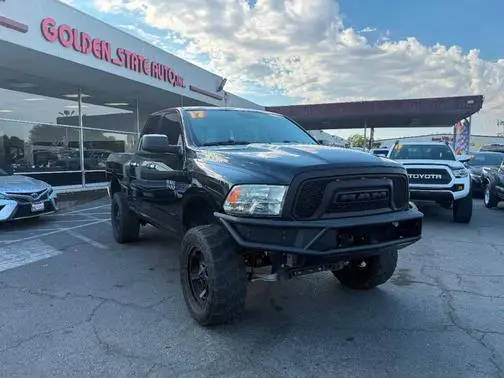 2017 Ram 1500 SLT 4WD photo