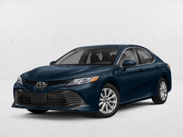 2018 Toyota Camry LE FWD photo