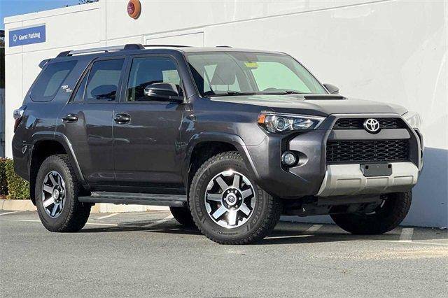 2018 Toyota 4Runner TRD Off Road Premium 4WD photo