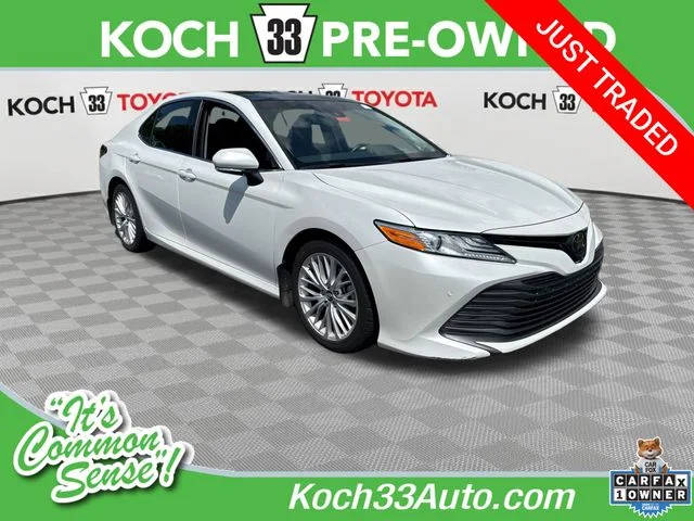 2018 Toyota Camry XLE FWD photo