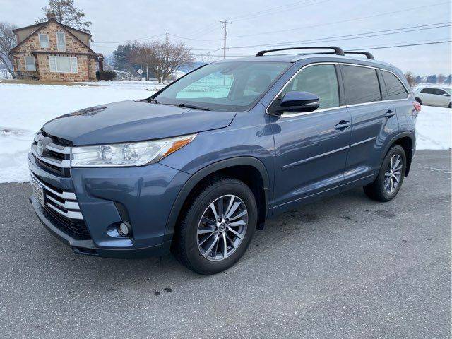 2018 Toyota Highlander XLE AWD photo