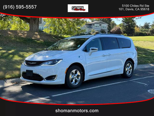 2018 Chrysler Pacifica Minivan Hybrid Limited FWD photo