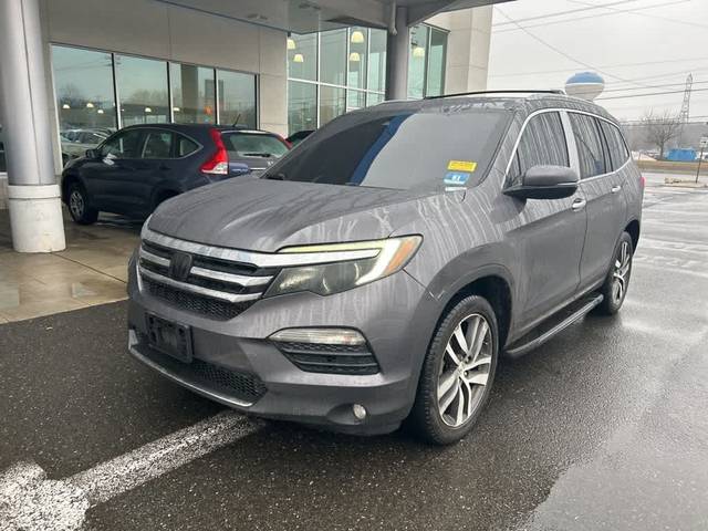 2018 Honda Pilot Touring AWD photo