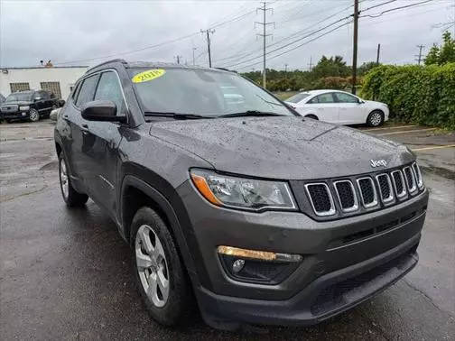 2018 Jeep Compass Latitude FWD photo