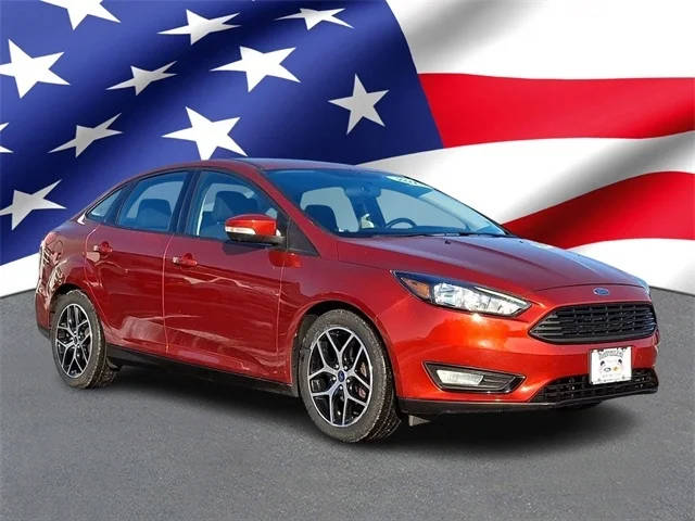 2018 Ford Focus SE FWD photo